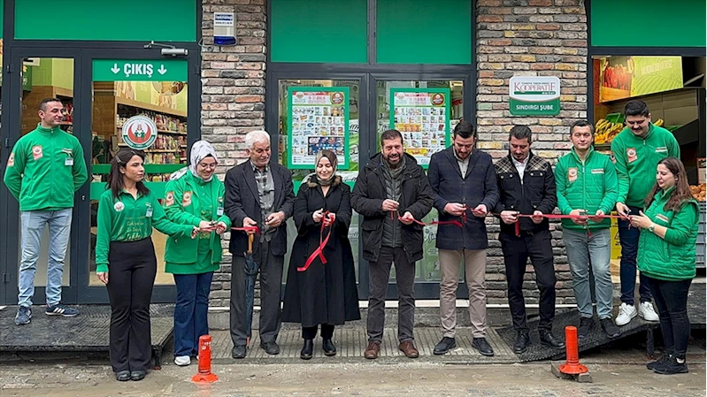 Sındırgı’da Tarım Kredi Kooperatif Market açıldı
