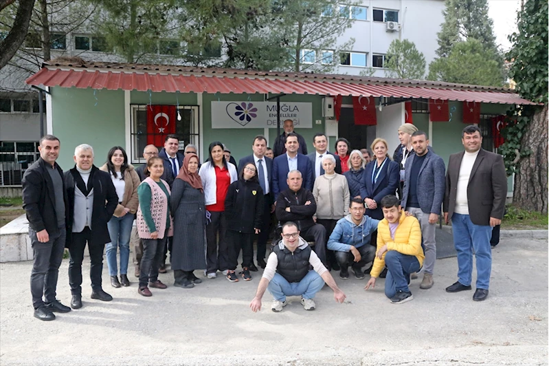 Menteşe Belediye Başkan adayı Ballı, seçim çalışmalarını sürdürüyor