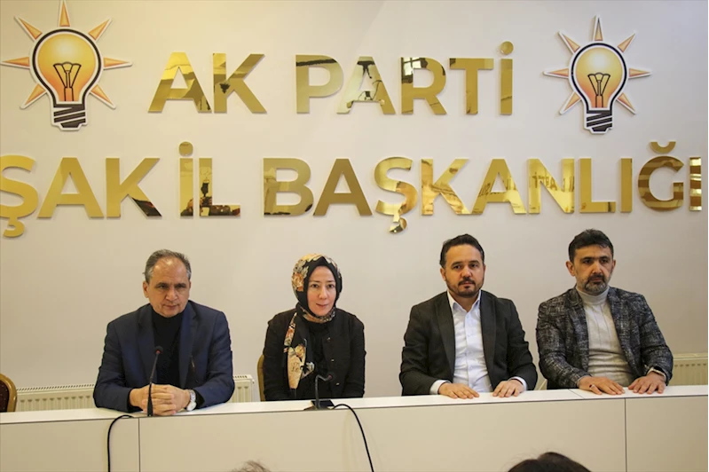 AK Parti Uşak Kadın Kolları Başkanı Sabancı basın toplantısı düzenledi