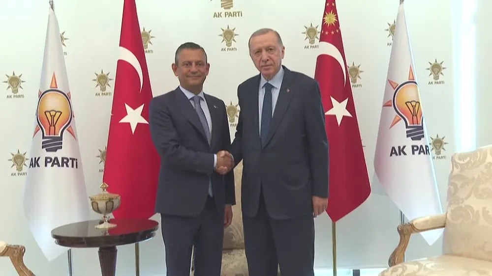 Cumhurbaşkanı Erdoğan, CHP Genel Başkanı Özel