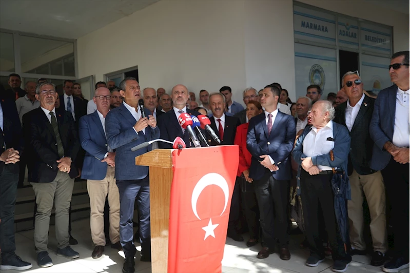 CHP Genel Başkanı Özgür Özel, Avşa Adası