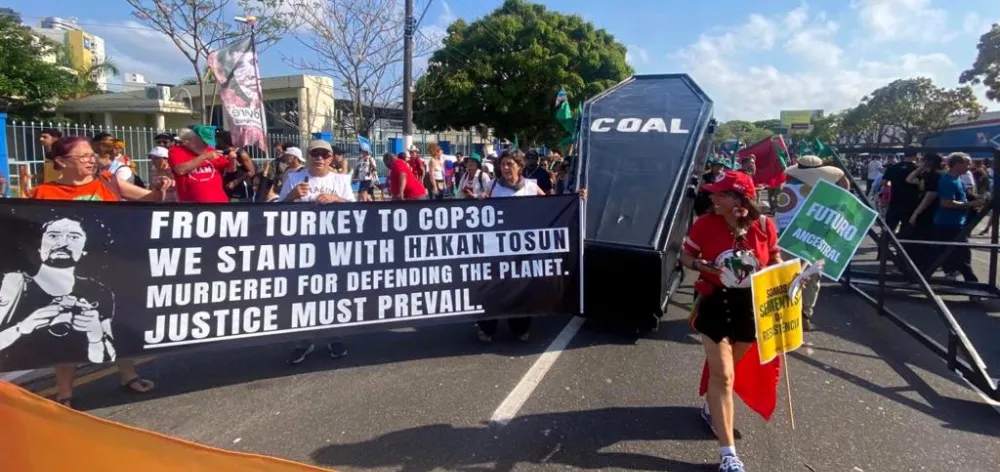 Halkların Zirvesi’nden Küresel Dayanışma Çağrısı