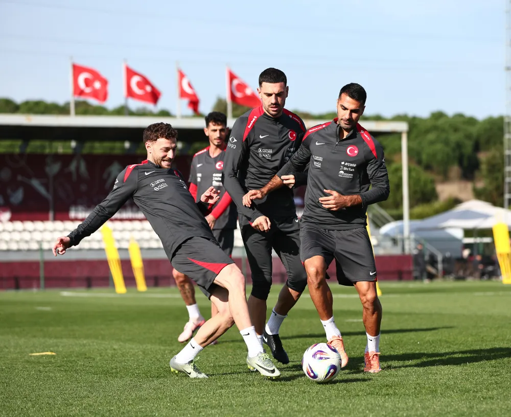 A Millî Takım, Sevilla Yolculuğu Öncesi Riva’da Hazırlıklarını Tamamladı