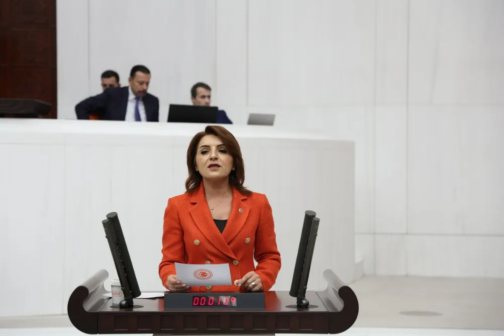 Bankalar Kâr Rekoru Kırdı, Vatandaş Borç Batağında!