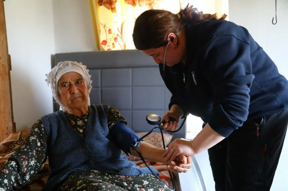 Bodrum Belediyesi’nden Yaşlılara Anlamlı Ziyaret