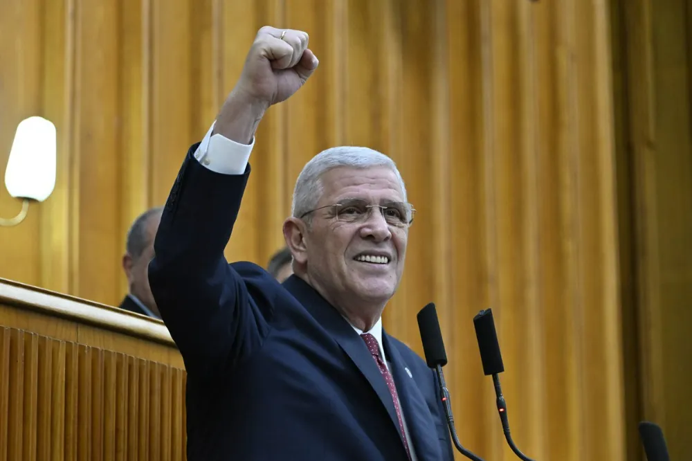 Müsavat Dervişoğlu’