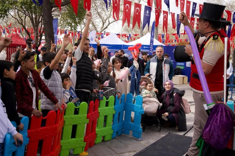 Saraçhane’de “Özgürlük ve Demokrasi Şenliği” Başladı!