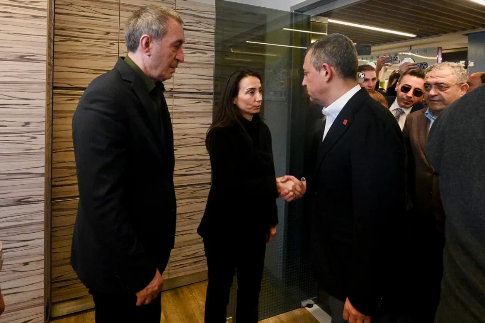 Özgür Özel