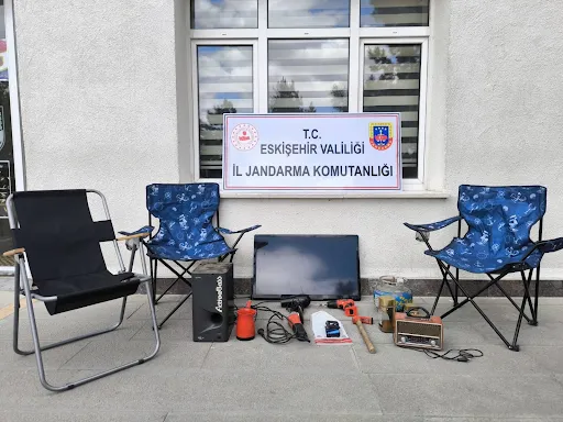  Eskişehir’de Evden Hırsızlık Olayı JASAT Tarafından Aydınlatıldı
