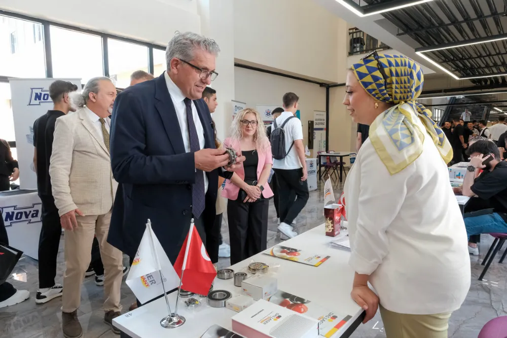 EOSB MTAL’de düzenlenen KariyerFest’25, öğrencilerle sanayi kuruluşlarını buluşturdu
