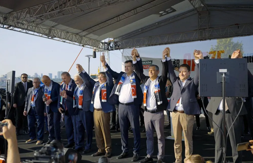 Babacan:  “Katliamcılar! Size sesleniyorum. Her biriniz teker teker yargılanacaksınız”