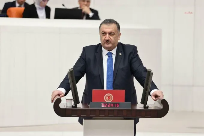 DEVA Partili Karal’dan Sert Eleştiri: “Avrupa Aydın’ın Ürünlerini Tescilliyor, Biz Çiftçimize Suyu Çok Görüyoruz”