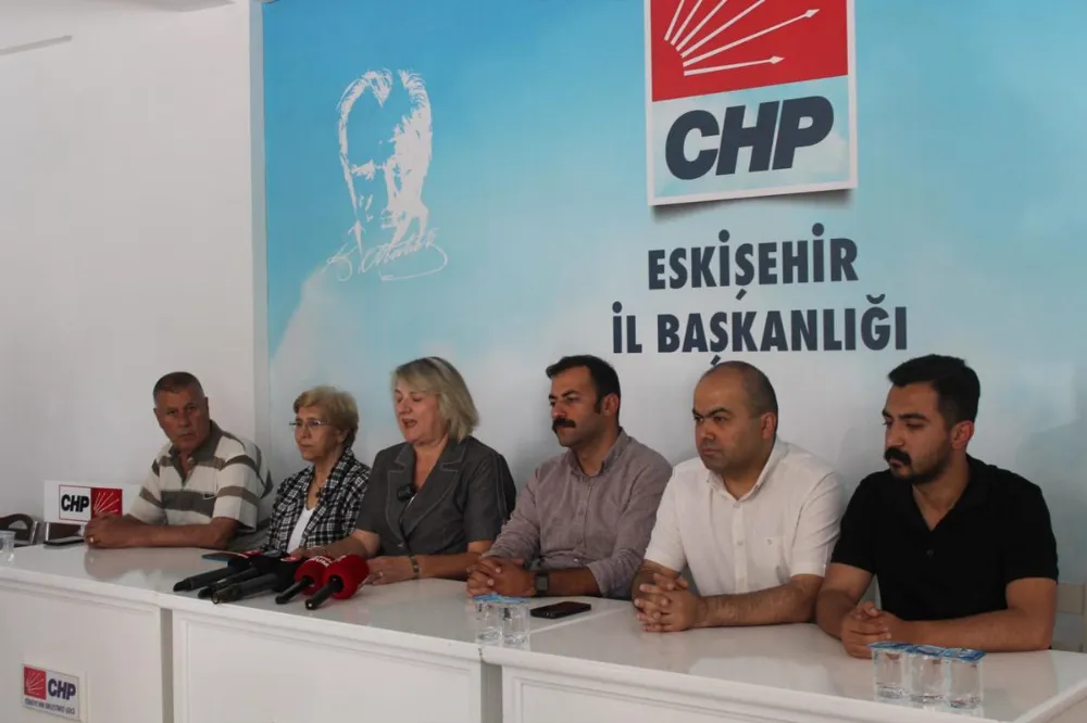 CHP’den MEB’e Sert Eğitim Eleştirisi: “Çocuklarımız Sorumluluğunu Yerine Getirdi, Bakanlık Getirmedi”