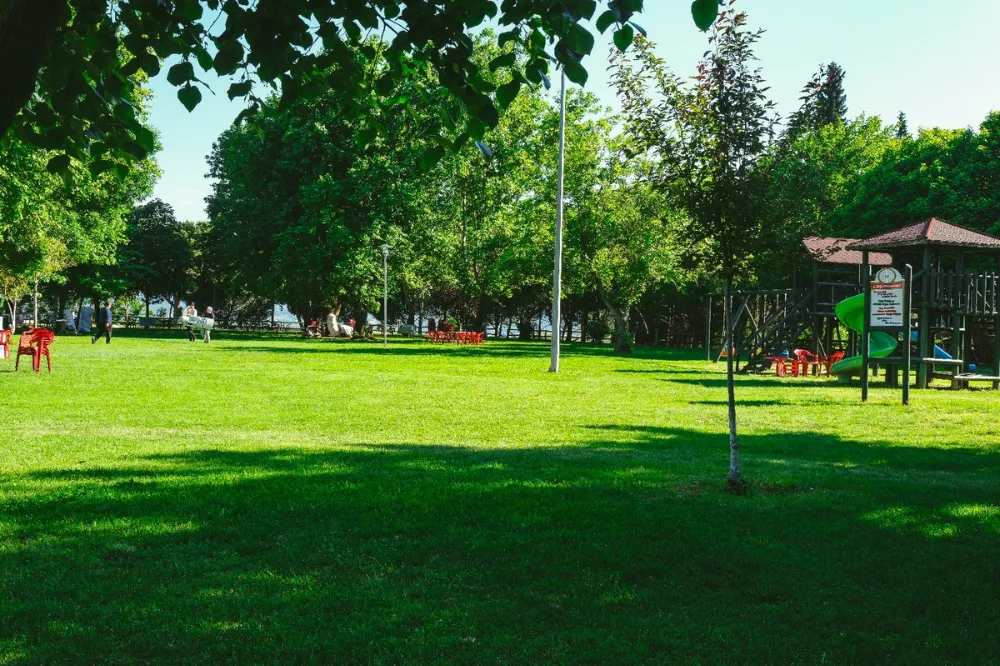 Pamukören Spor Tesisleri Yenilendi: Yüzme Havuzundan Stadyuma, Her Şey Gençler İçin