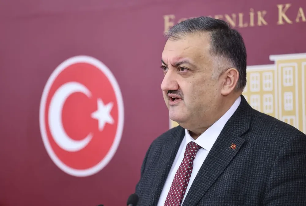   DEVA Partili Hasan Karal’dan Seyitgazi Yangını Tepkisi: “Bu sadece bir yangın değil, ihmallerin toplu mezarıdır”