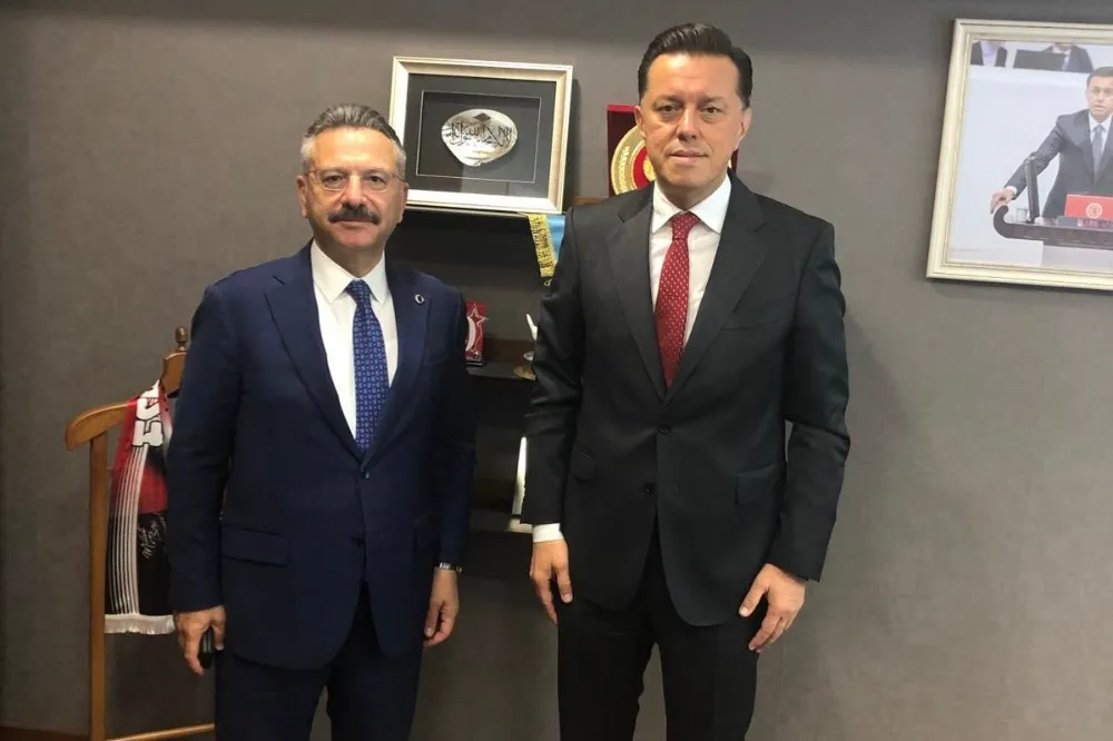 Eskişehir Valisi Hüseyin Aksoy’dan TBMM’ye Ziyaret