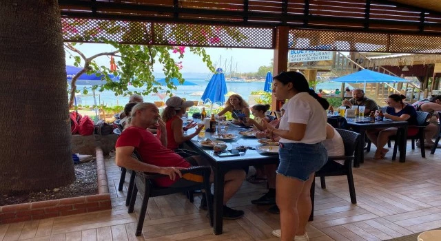 Muğla’da istilacı balıkların tadına bakıldı