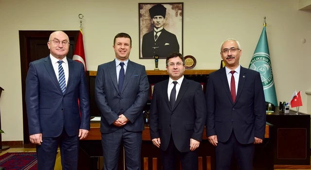 Balıkesir Üniversitesinde Yeni Yönetim Belirlendi