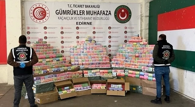 Kapıkule’de 22 Bin 800 Adet Kaçak Elektronik Sigara Ele Geçirildi