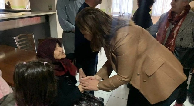AK Parti, depremzede vatandaşları evsiz kalmakla tehdit ediyor