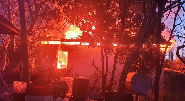 Köyceğiz’de bir ev kül oldu