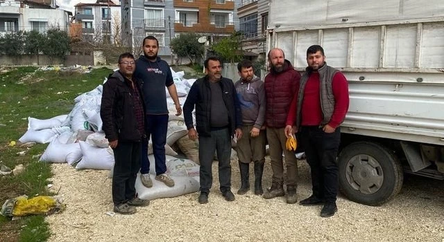 16 Ton Yem Desteği Hataylı Üreticilere Ulaştı