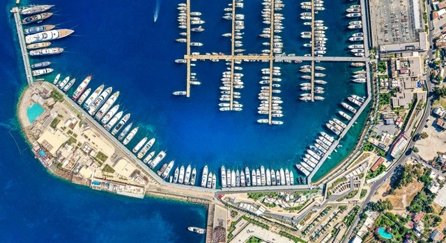 2022’nin “En İyi Süper Yat Marinası” Yalıkavak Marina