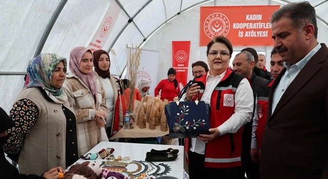 Aile ve Sosyal Hizmetler Bakanlığı Depremzede Kadınlar İçin İş Atölyeleri Kuruyor