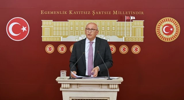 CHP’li Çakırözer, “Meclis kapanmadan işçilerin kadro hakkını verelim”