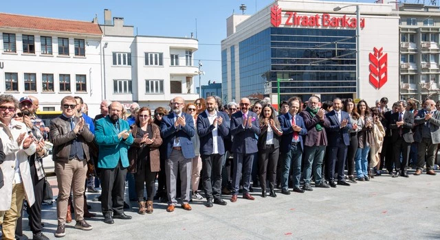 Dünya Tiyatro Günü’ Bursa’da kutlandı