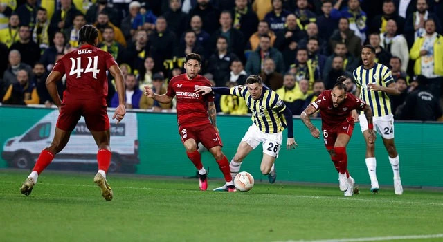 Fenerbahçe 1-0 Sevilla