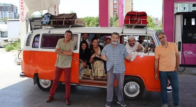 ‘Hadi Hayırlısı:  Istakoz’un Haritası’ filminin afişi yayınlandı
