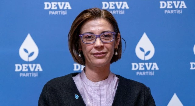 Helün Fırat: “Tiyatro sahnelerine bahar gelecek”