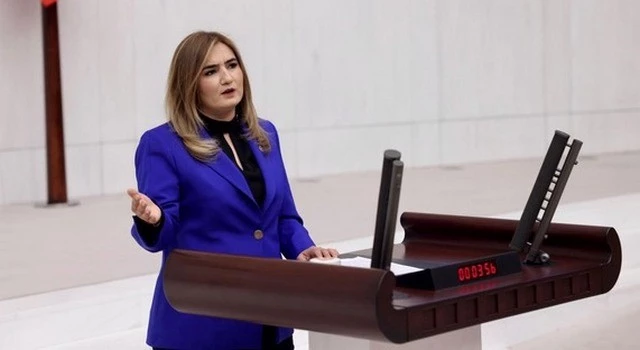 Kılıç: “Depremzedelerin yaşadığı çaresizliği ve yalnızlığı unutturmayacağız!”