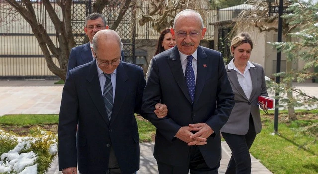 Kılıçdaroğlu, Ahmet Necdet Sezer ile görüştü