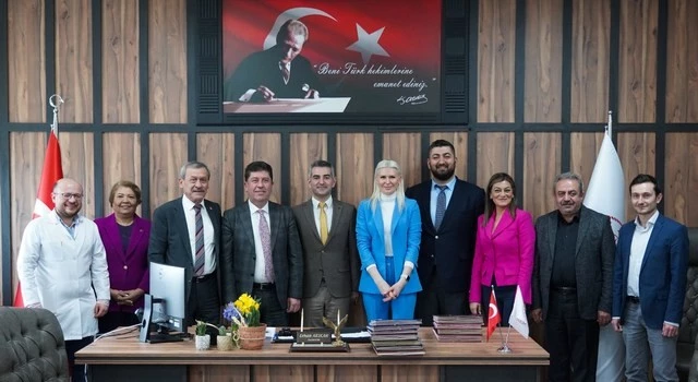 Tüzün 14 Mart Bilecik Eğitim ve Araştırma Hastanesi ziyareti etti