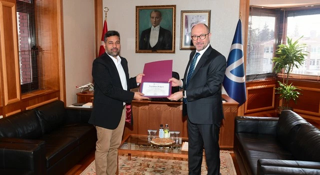 Uluslararası öğrencilerden depremzedeler için bağış