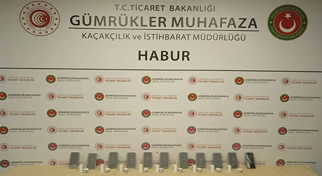 Kaçak sigara ve cep telefonu yakalandı
