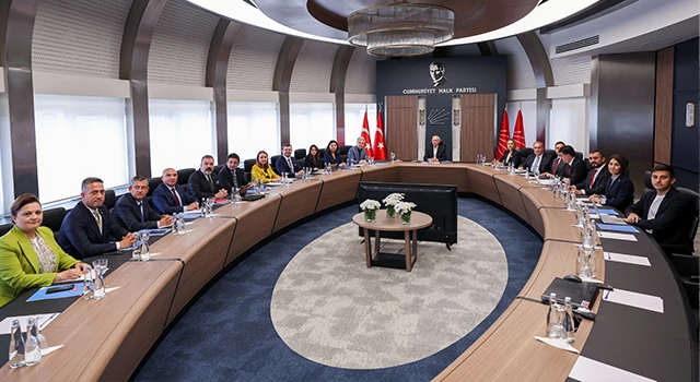 Kılıçdaroğlu MYK toplantısına başkanlık etti