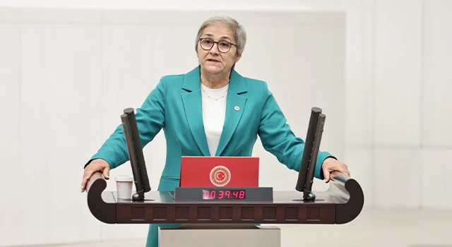 2.5 Milyondan fazla çocuk yardımla okuyor
