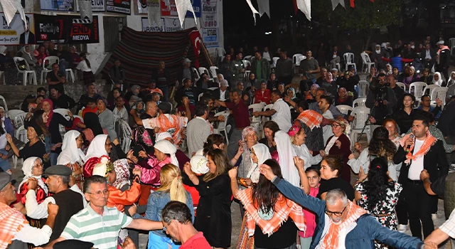 Fethiye Nif Yörüklerinden kutlama