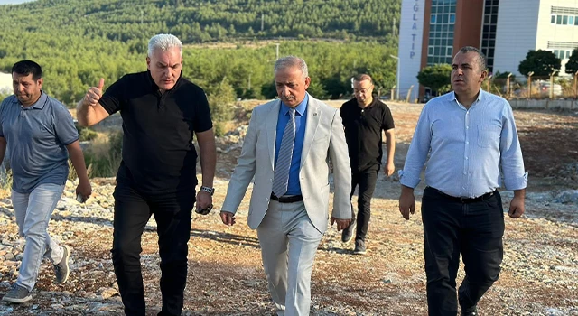 Kadem Mete, Menteşe