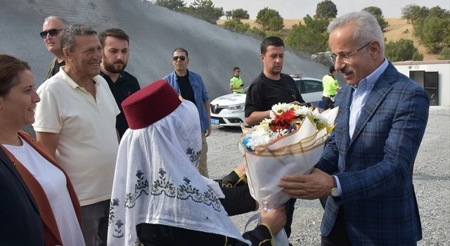 Ulaştırma ve Altyapı Bakanı Uraloğlu, Afyonkarahisar